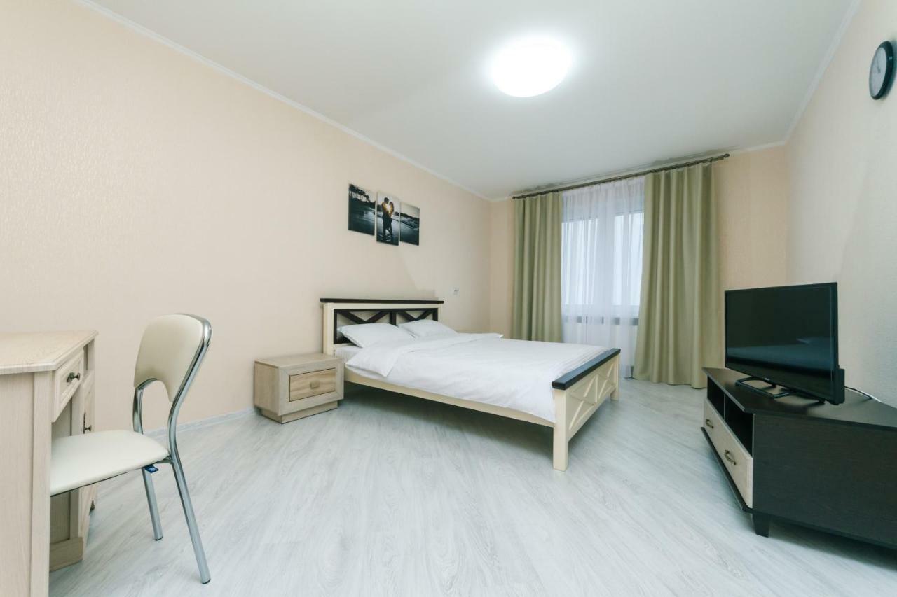 Видовая Квартира Yaroslavichi-2 Vyshhorod Exterior photo